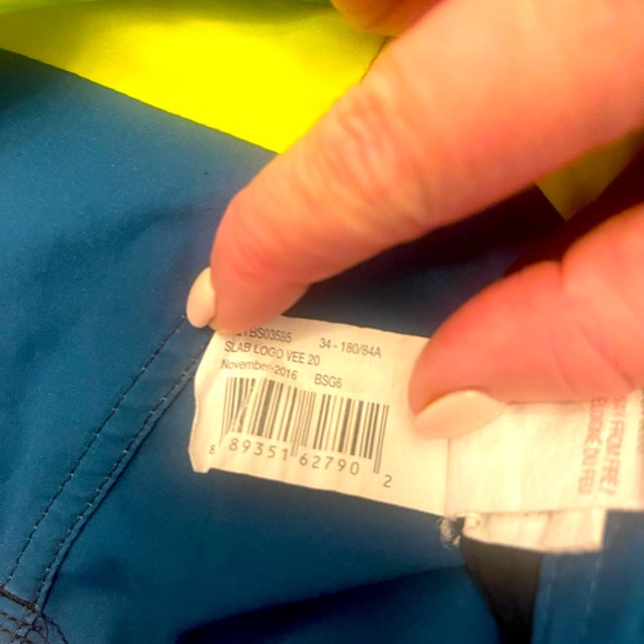 Quicksilver Men's Everyday Stripe Boardshorts Surf Swim Trunks Size 34 - Picture 2 of 3